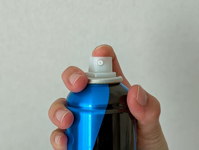 スプレー缶 噴射